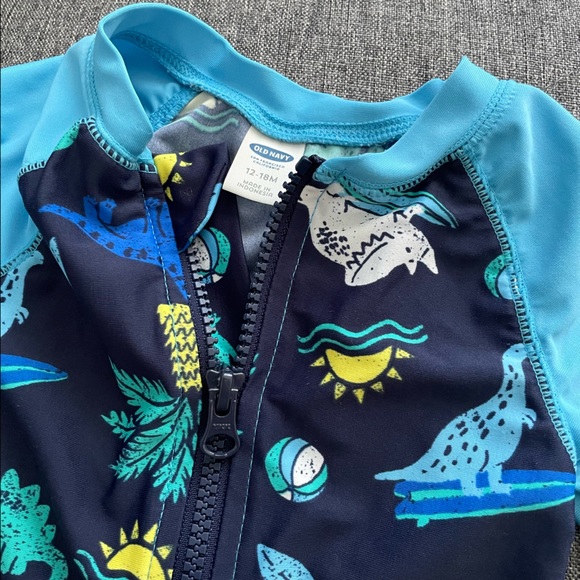 3/$12 Baby boy swimsuits Old Navy - Picture 3 of 3